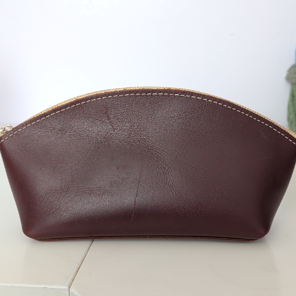 Portland Leather Eclipse Bag - image 1